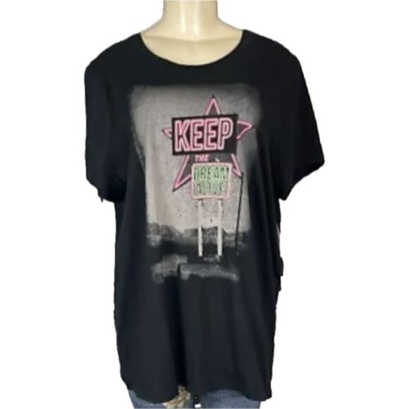 Torrid 0/L Black Highway Sign Keep The Dream Alive Print Cotton Short Sleeve Tee - Picture 2 of 6